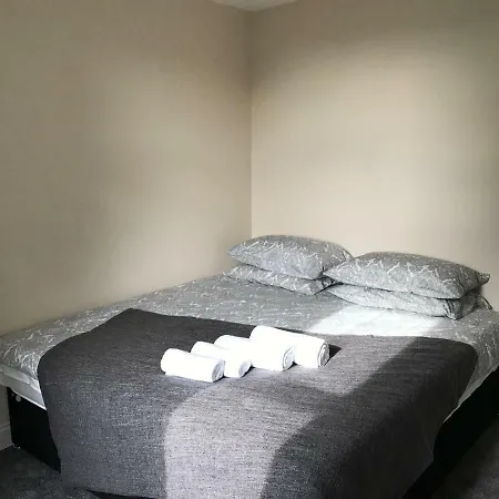 City Central Apartment London