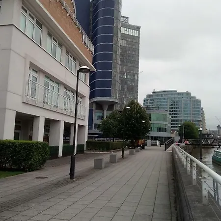 Studio On The River Thames * London
