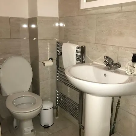 Guest house Tooting London