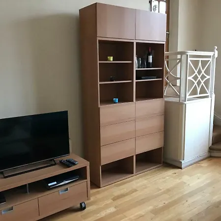 Homestay Westbourne Terrace *