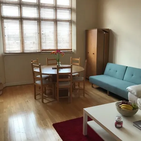 Westbourne Terrace Homestay