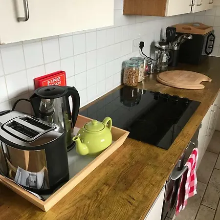 Westbourne Terrace Homestay