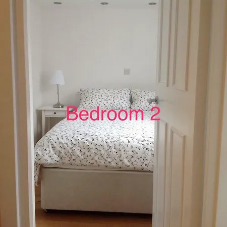 Apartment Farriers House *