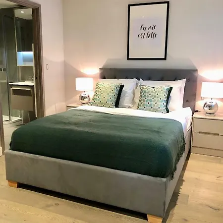 Stylish Apartments In Victoria & Westminster *