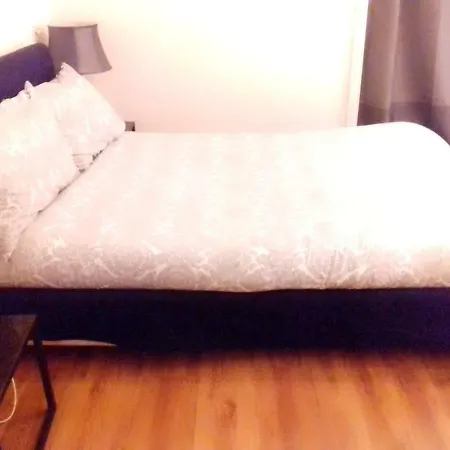 Stylish 1 Bed In Earls Court *