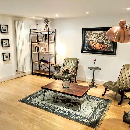 Muse Haus Riverside * Londra