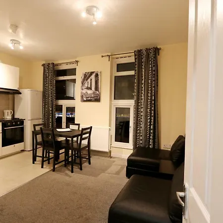 City Central Apartment *