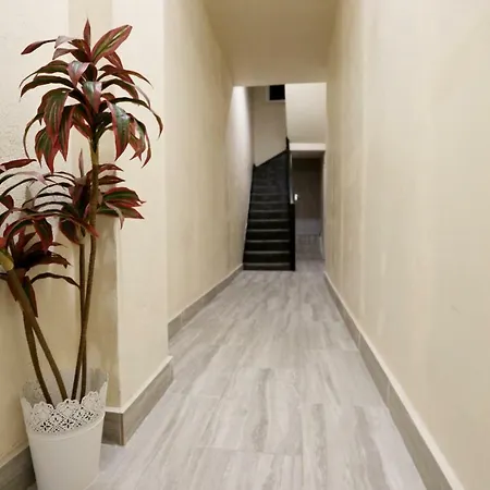 City Central Apartment *