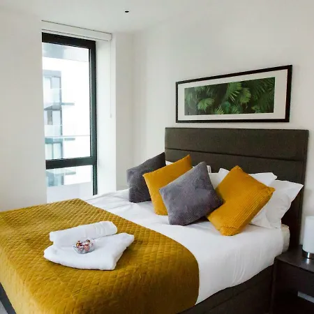 Gigli Luxury Wembley Apartment