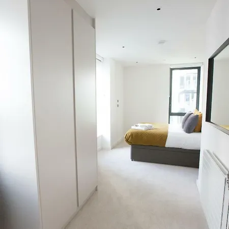 Gigli Luxury Wembley Apartment London