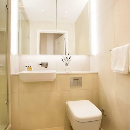 Gigli Luxury Wembley *