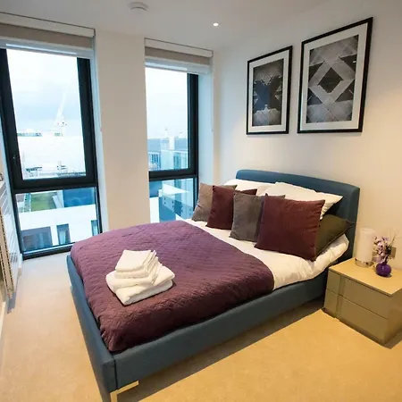Gigli Luxury Wembley Apartment London