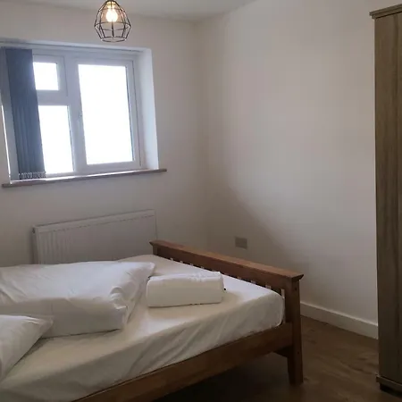 Cabot Guest house 2*