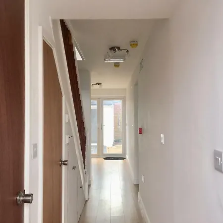 Cabot Guest house 2*