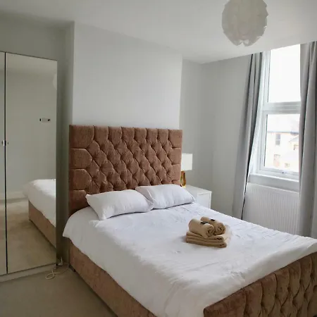 Privatunterkunft Cosy Near Westfield Stratford
