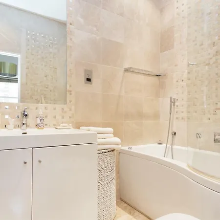 Apartment Pimlico *