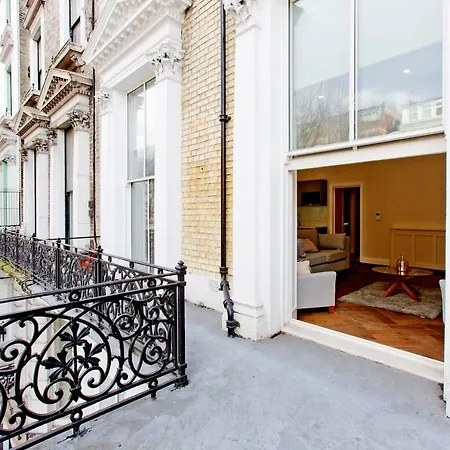 Flat 4, Cromwell Road 1 Bedroom With Balcony Appartement *