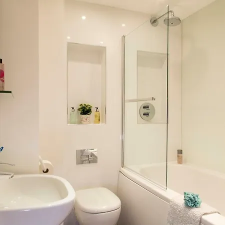 Finchley - Luxury 2 Bed Ground Floor