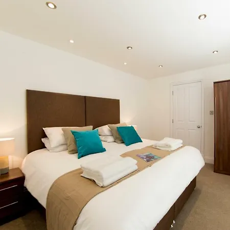 Finchley - Luxury 2 Bed Ground Floor * Hendon