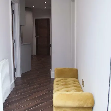 Guest house Goldbeaters House 3*