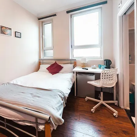 Konukevi Private En-suite @ Liverpool Street, Brick Ln 3*