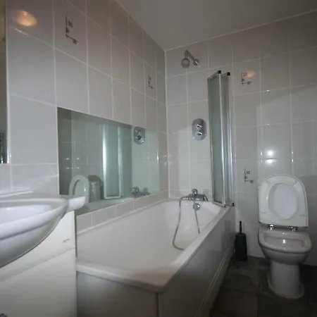 Draycott Bed & Breakfast 2*