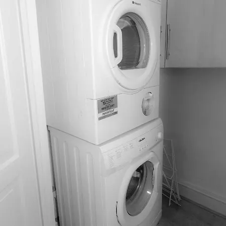 Central London Rooms Bed & Breakfast *