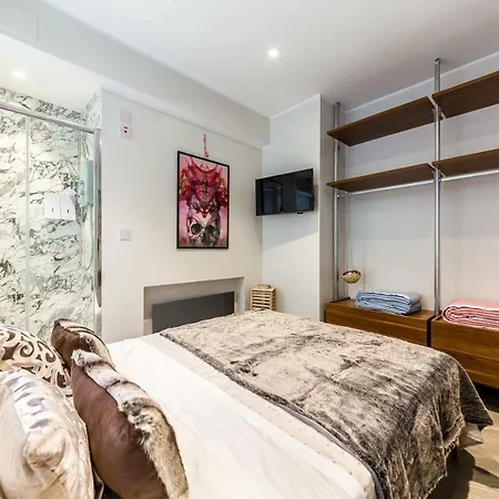 Soho Apartment