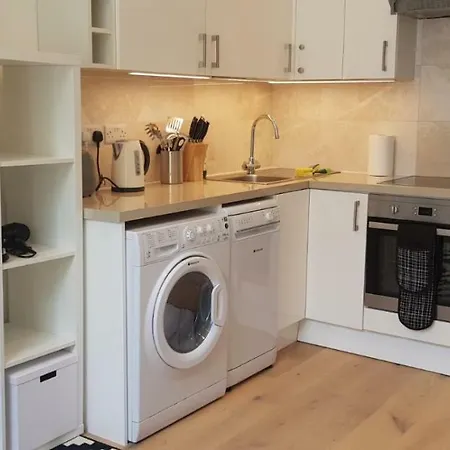 Luxury One Bed Next To Hyde Park Apartamento Londres