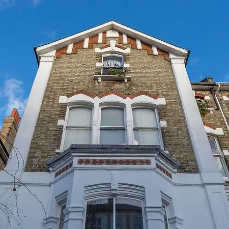 The Bockery 2 Chelsea Apartment *