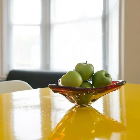 Yellow Submarine Apartment *