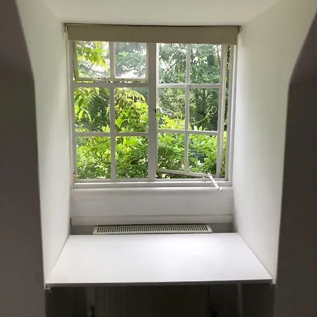 Dartmouth House Homestay London