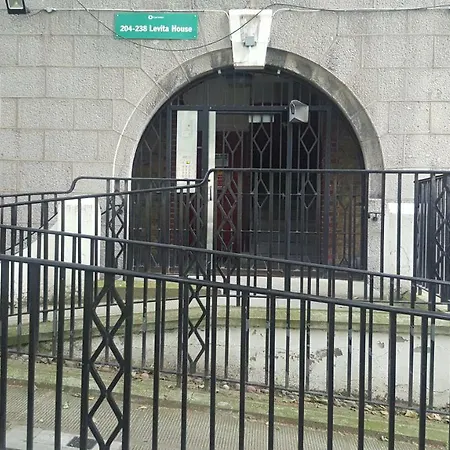 227 Lavita House London
