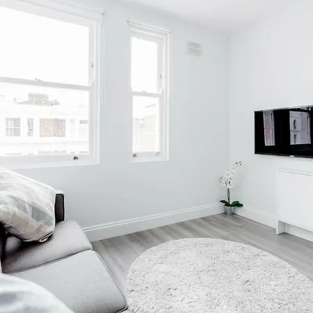 Apartment 2-bed Notting Hill / Portobello London