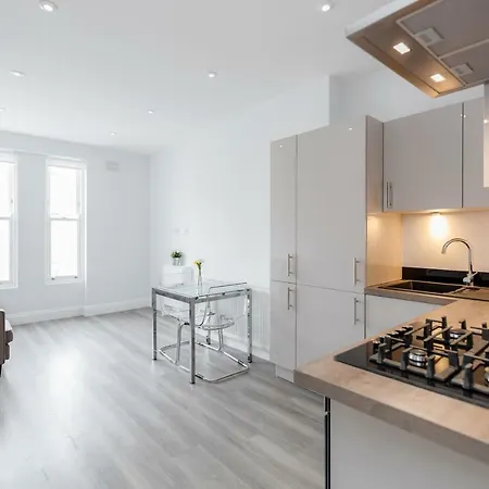 2-bed Notting Hill / Portobello