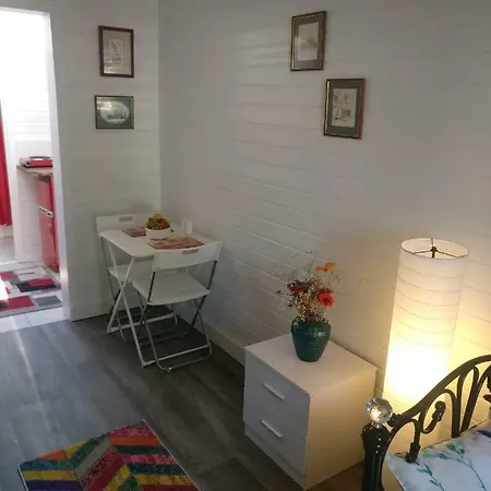 Private Extension With Bathroom And Kitchen *