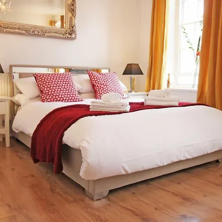 227 Lavita House London