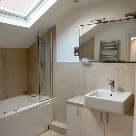 Courtfield Gardens Luxury London