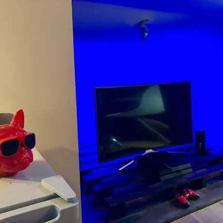 Theloft Apartment