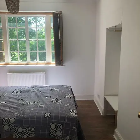 Dartmouth House Homestay