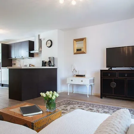 Chancery Lane Apartment
