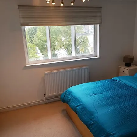 24 Clifton Gardens Pond Field House Appartamento Londra