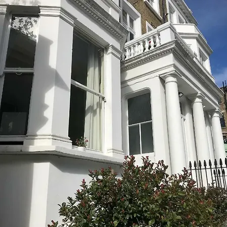 Penywern Earls Court Apartment