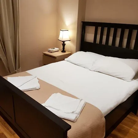 Tourian Lounge Hotel 3* Londyn