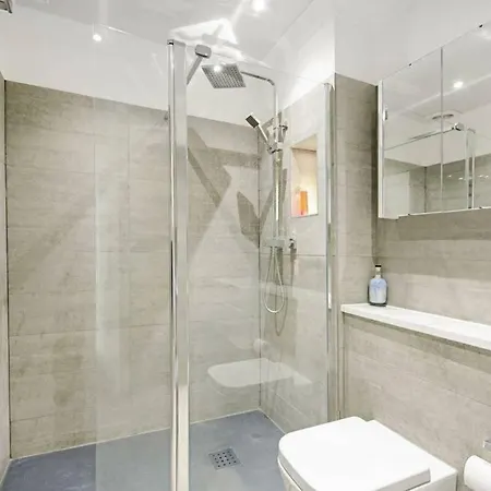 Bright Convenient Flat In Little Venice