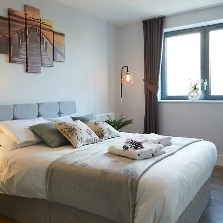 Elegant Luxury London