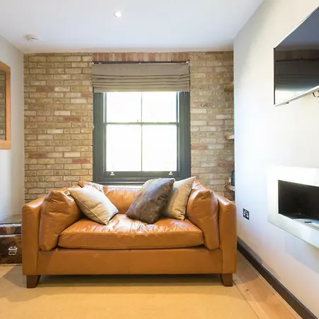Forbee Studios * London