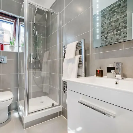 Notting Hill Residences * London