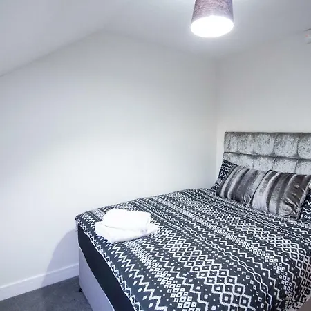 Apartment Holden Court - 6 West Drayton (Middlesex)