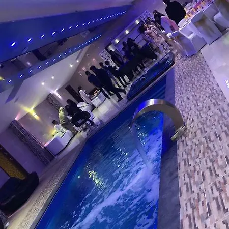 Chigwell Poolhouse